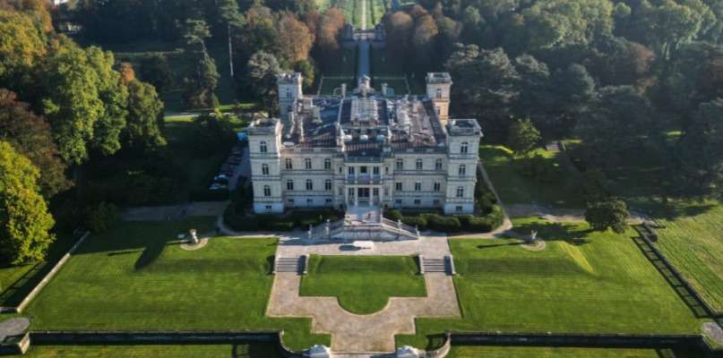 chateau